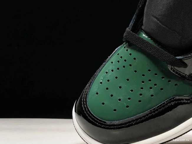 Black High OG Orange-Fir Team AV3905-038 x Air Jordan SoleFly 1 Retro 0712